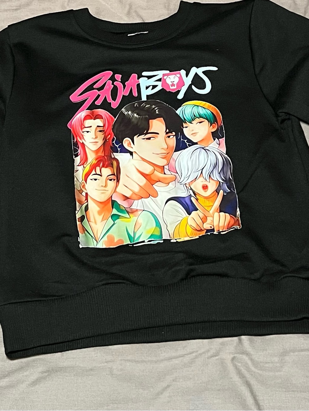 Black Graphic 'Sajaboys' Anime Crewneck Sweatshirt